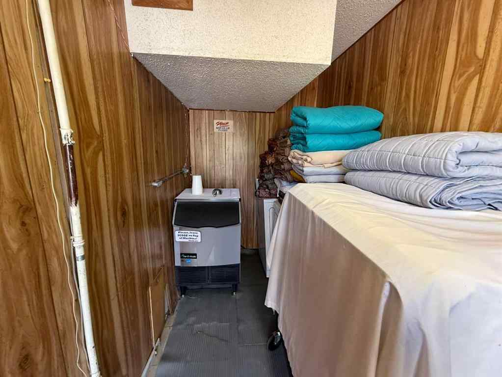 MLS® A2239164 -     in  Drumheller, Commercial