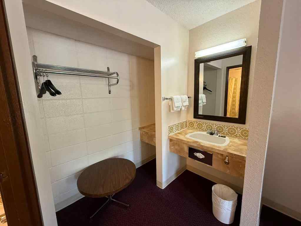 MLS® A2239164 -     in  Drumheller, Commercial