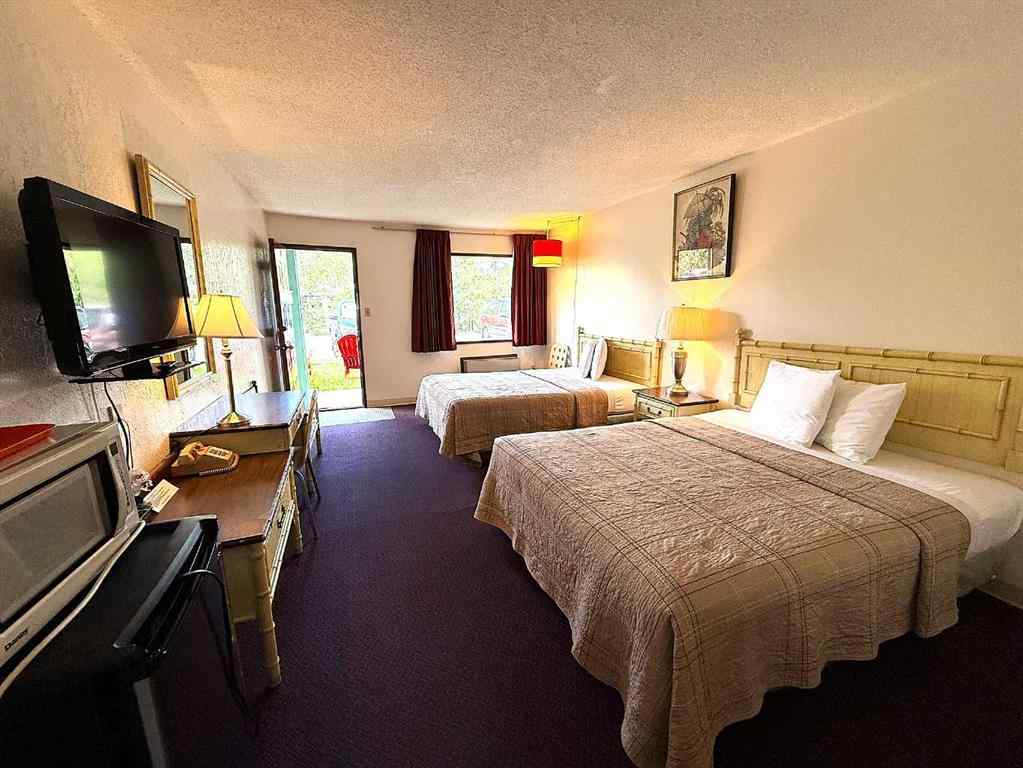 MLS® A2239164 -     in  Drumheller, Commercial