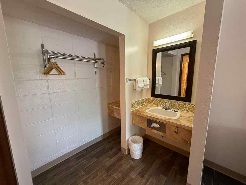 MLS® A2239164 -     in  Drumheller, Commercial