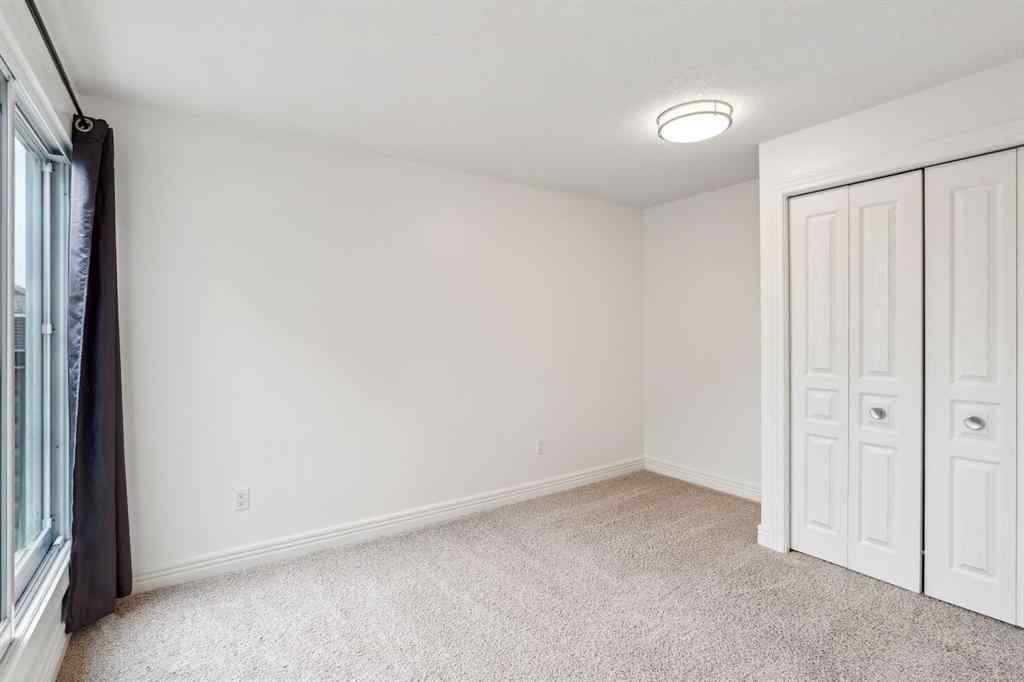 MLS® A2239168 - Unit #113 34 Glamis Green SW in Glamorgan Calgary, Residential