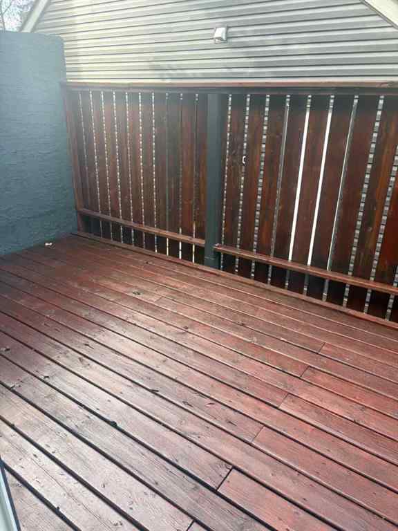 MLS® A2239168 - Unit #113 34 Glamis Green SW in Glamorgan Calgary, Residential