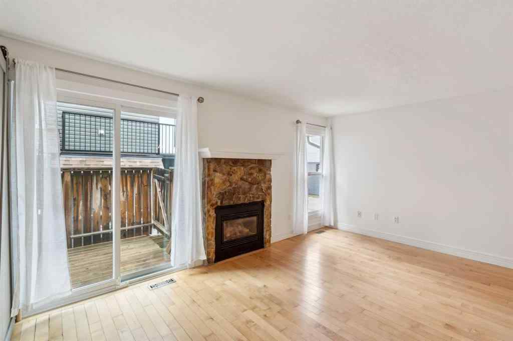 MLS® A2239168 - Unit #113 34 Glamis Green SW in Glamorgan Calgary, Residential