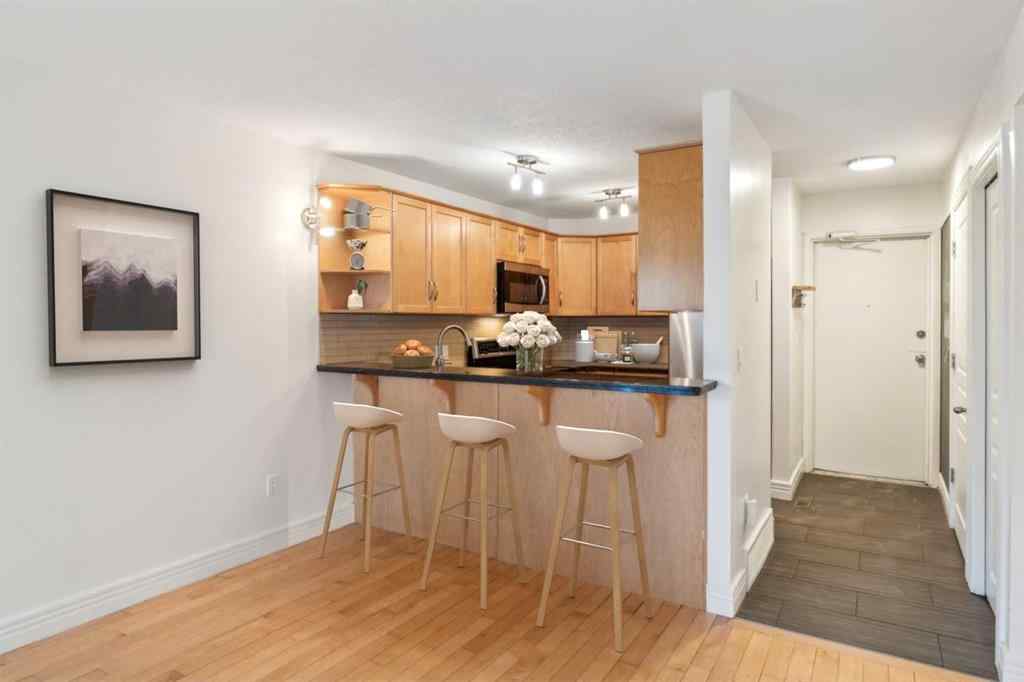 MLS® A2239168 - Unit #113 34 Glamis Green SW in Glamorgan Calgary, Residential
