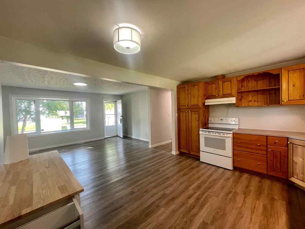 MLS® A2239169 - 4318 5 Avenue   in Edson Edson, Residential