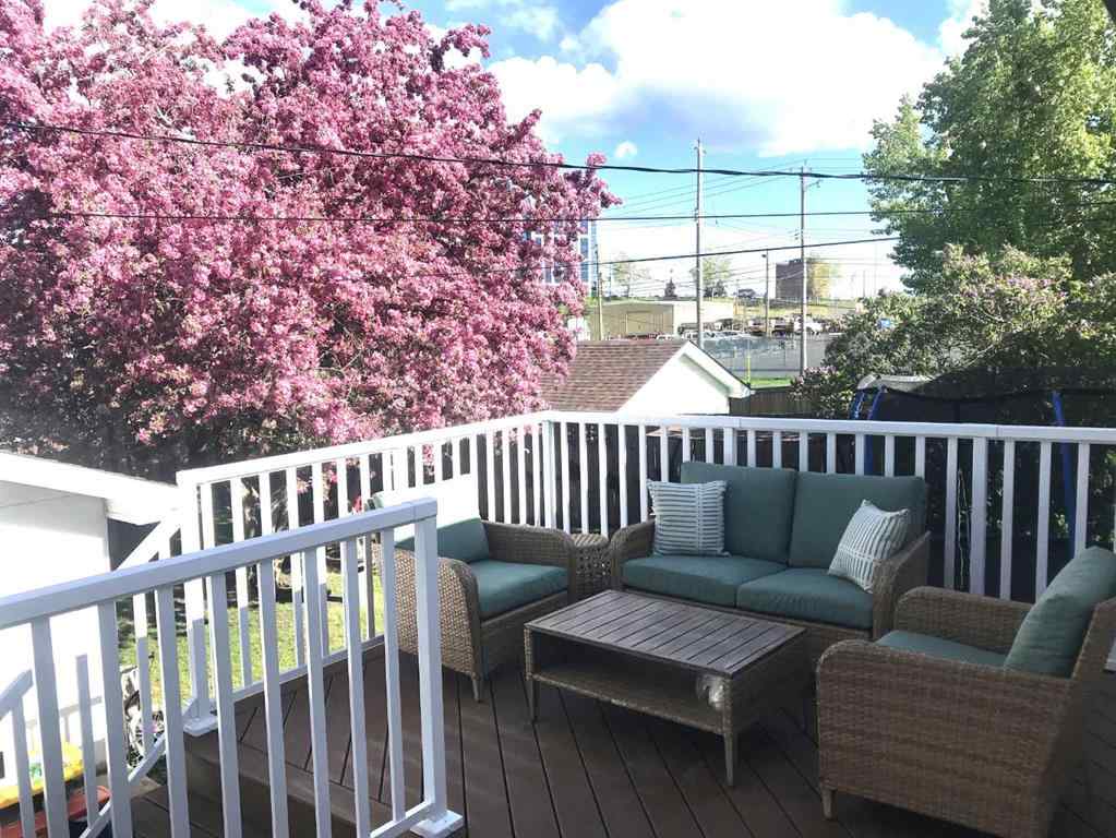 MLS® A2239170 - 320 Haddon Road SW in Haysboro Calgary, Residential