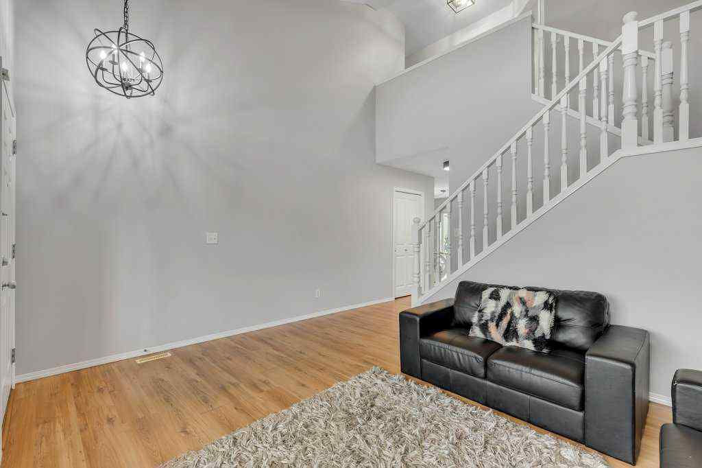 MLS® A2239177 - 720 Luxstone Square SW in Luxstone Airdrie, Residential