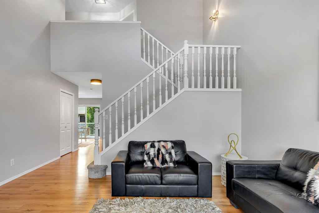 MLS® A2239177 - 720 Luxstone Square SW in Luxstone Airdrie, Residential