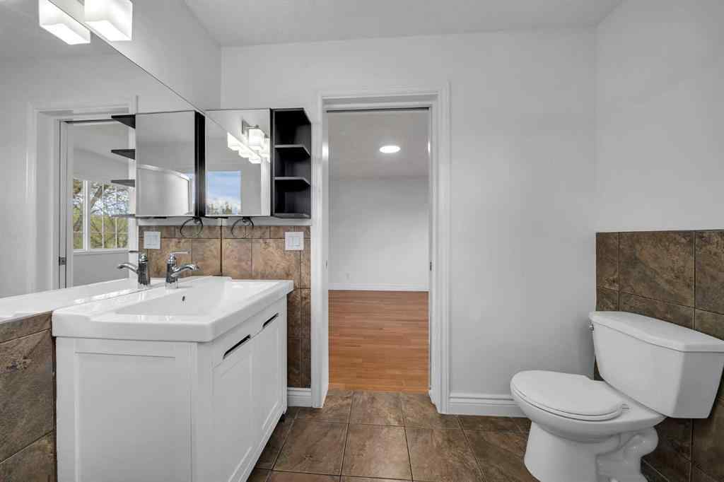 MLS® A2239187 - 11 Hidden Valley Link NW in Hidden Valley Calgary, Residential