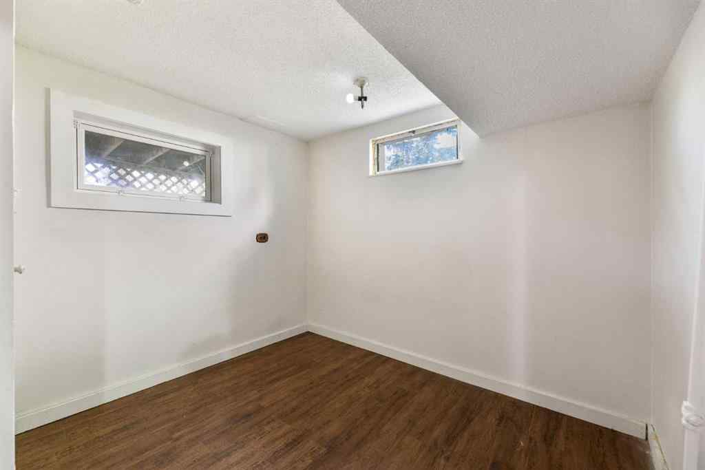 MLS® A2239197 - 4908 23 Avenue NW in Montgomery Calgary, Residential