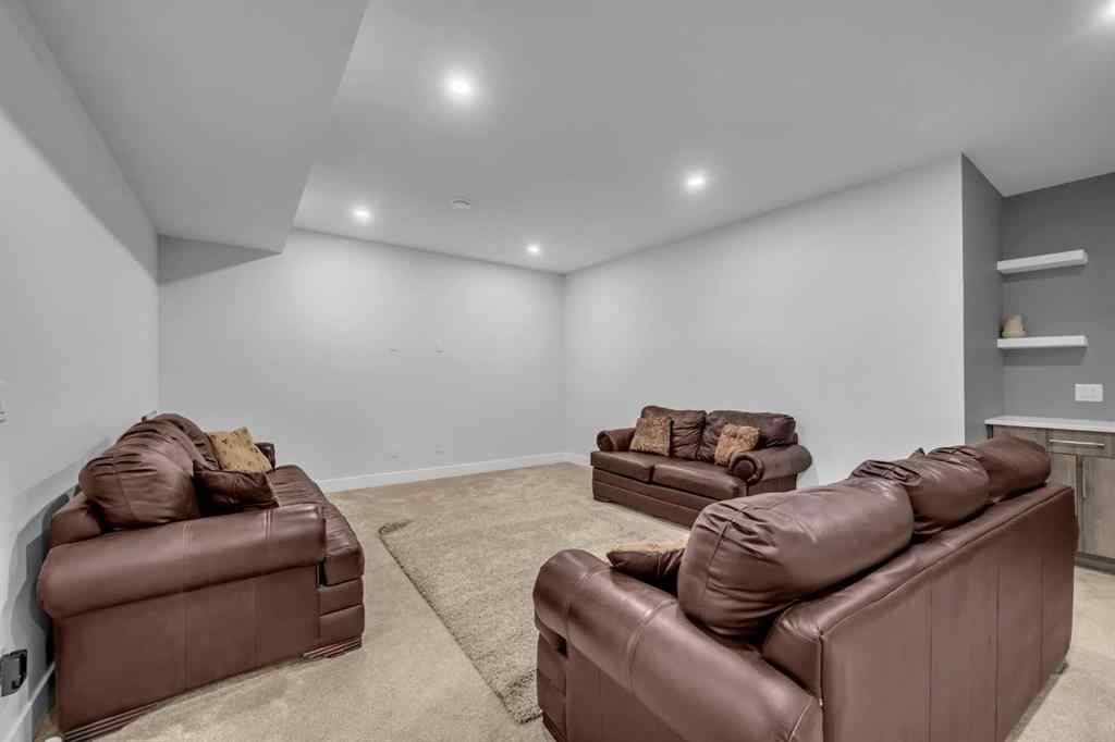 MLS® A2239198 - 198 KINNIBURGH Crescent  in Kinniburgh North Chestermere, Residential