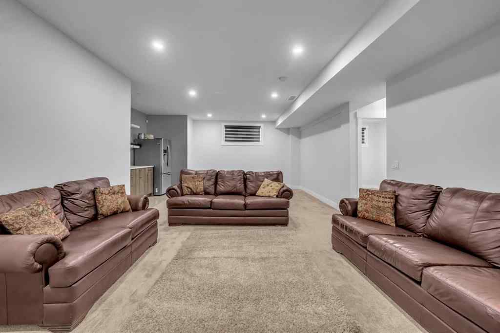 MLS® A2239198 - 198 KINNIBURGH Crescent  in Kinniburgh North Chestermere, Residential