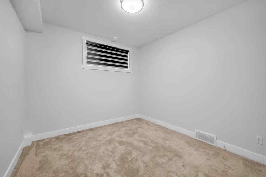 MLS® A2239198 - 198 KINNIBURGH Crescent  in Kinniburgh North Chestermere, Residential