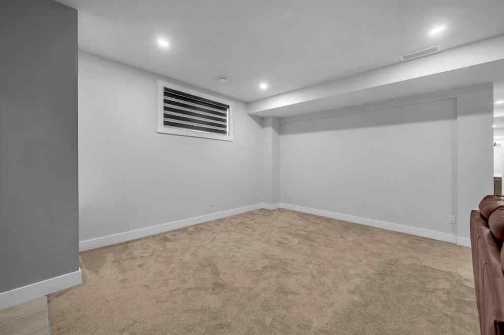 MLS® A2239198 - 198 KINNIBURGH Crescent  in Kinniburgh North Chestermere, Residential