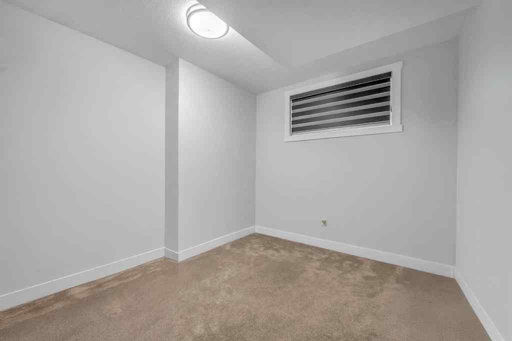 MLS® A2239198 - 198 KINNIBURGH Crescent  in Kinniburgh North Chestermere, Residential