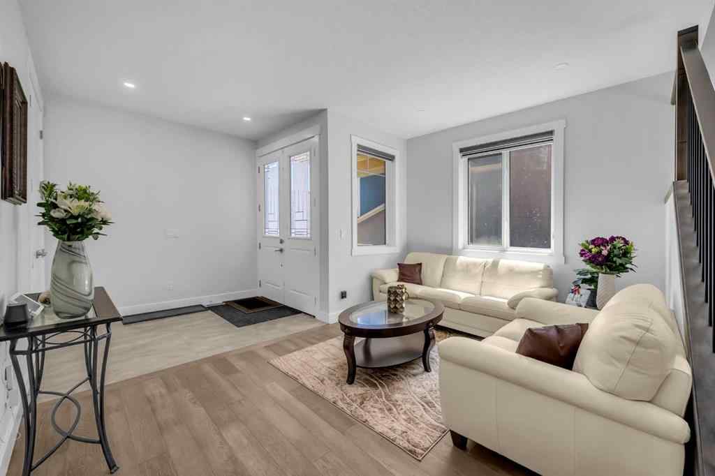 MLS® A2239198 - 198 KINNIBURGH Crescent  in Kinniburgh North Chestermere, Residential