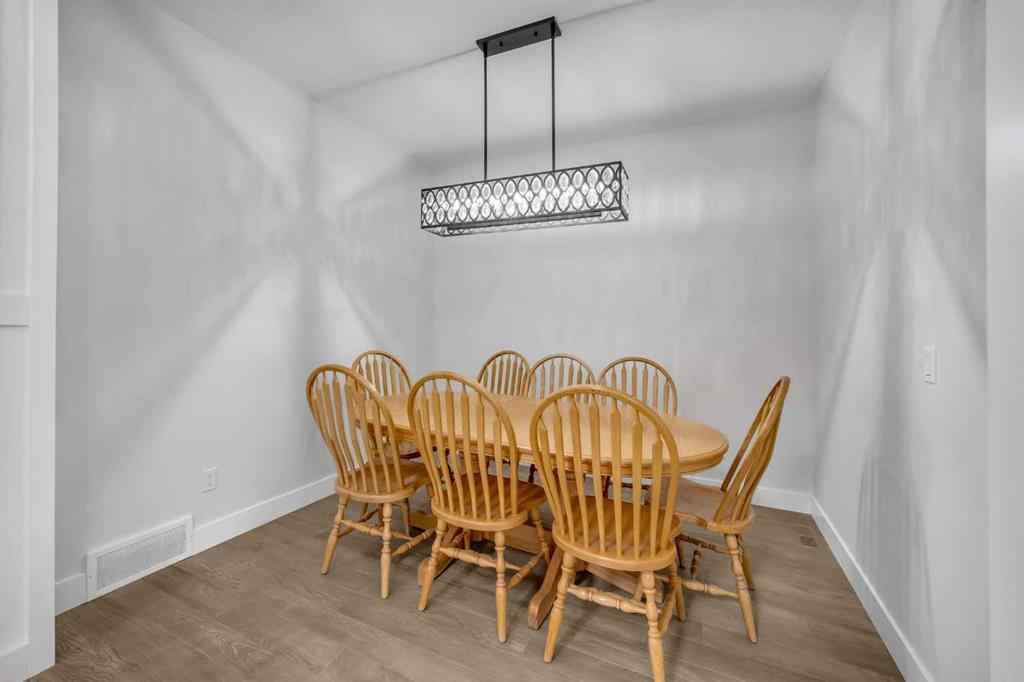 MLS® A2239198 - 198 KINNIBURGH Crescent  in Kinniburgh North Chestermere, Residential