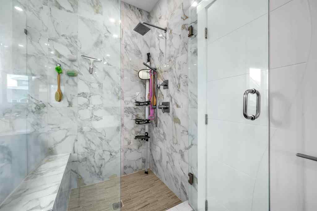 MLS® A2239198 - 198 KINNIBURGH Crescent  in Kinniburgh North Chestermere, Residential