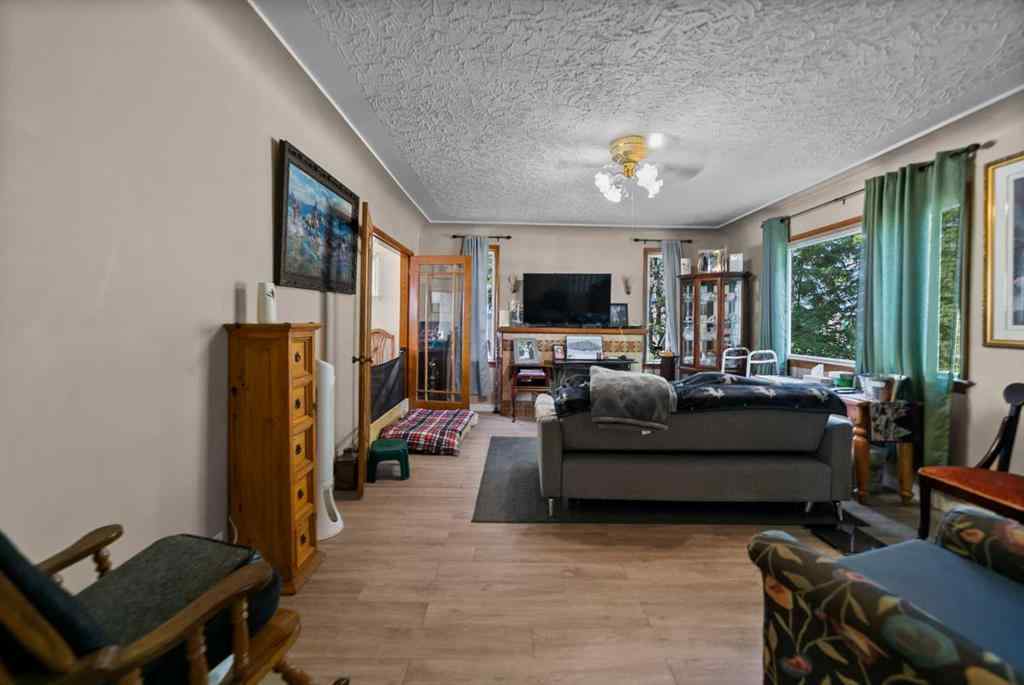 MLS® A2239199 - 4832 51 Street  in Innisfree Innisfree, Residential