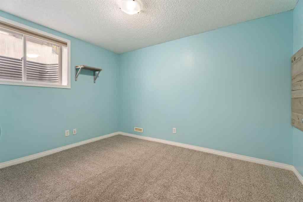 MLS® A2239203 - 203 Auburn Bay Heights SE in Auburn Bay Calgary, Residential
