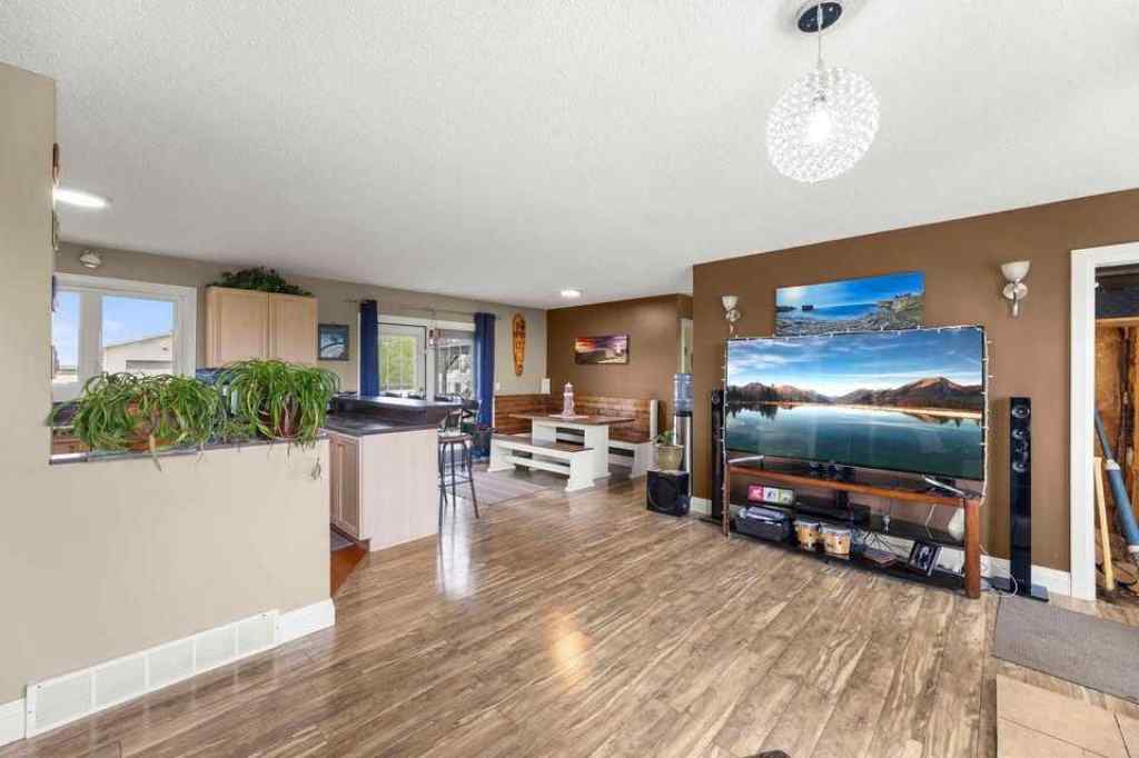 MLS® A2239204 - 31275 Range Road 13   in NONE Rural Mountain View County, Residential