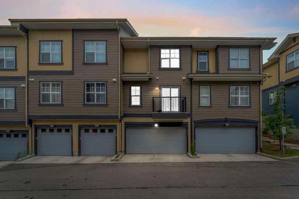 MLS® A2239207 - 131 Evanscrest Gardens NW in Evanston Calgary, Residential