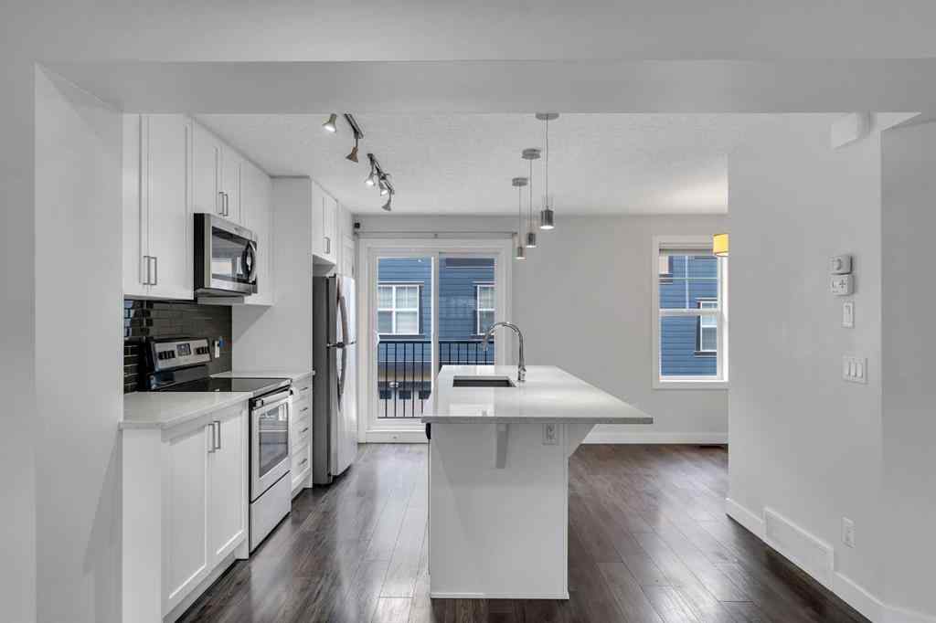 MLS® A2239207 - 131 Evanscrest Gardens NW in Evanston Calgary, Residential