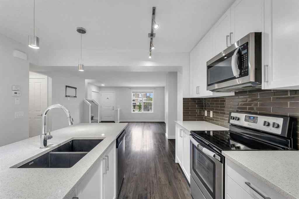 MLS® A2239207 - 131 Evanscrest Gardens NW in Evanston Calgary, Residential
