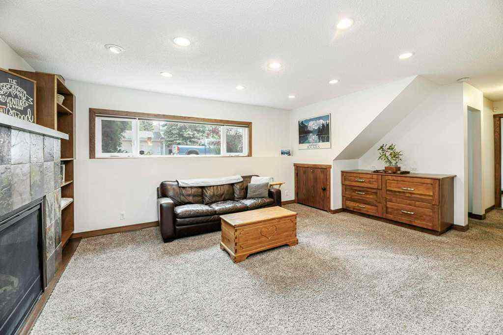MLS® A2239231 - 3528 44A Avenue  in Mountview Red Deer, Residential
