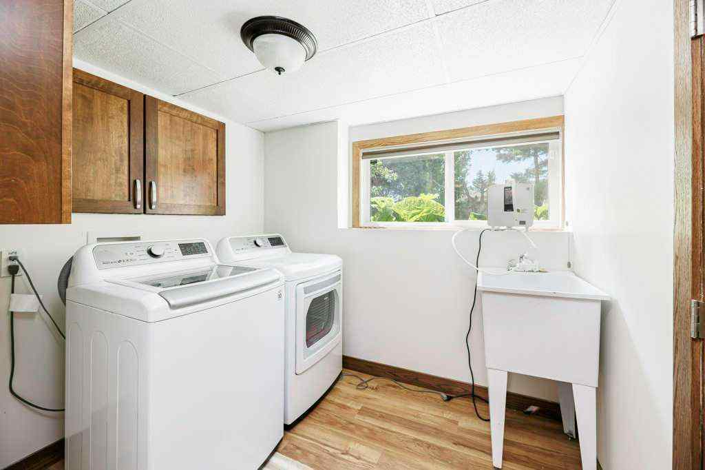 MLS® A2239231 - 3528 44A Avenue  in Mountview Red Deer, Residential