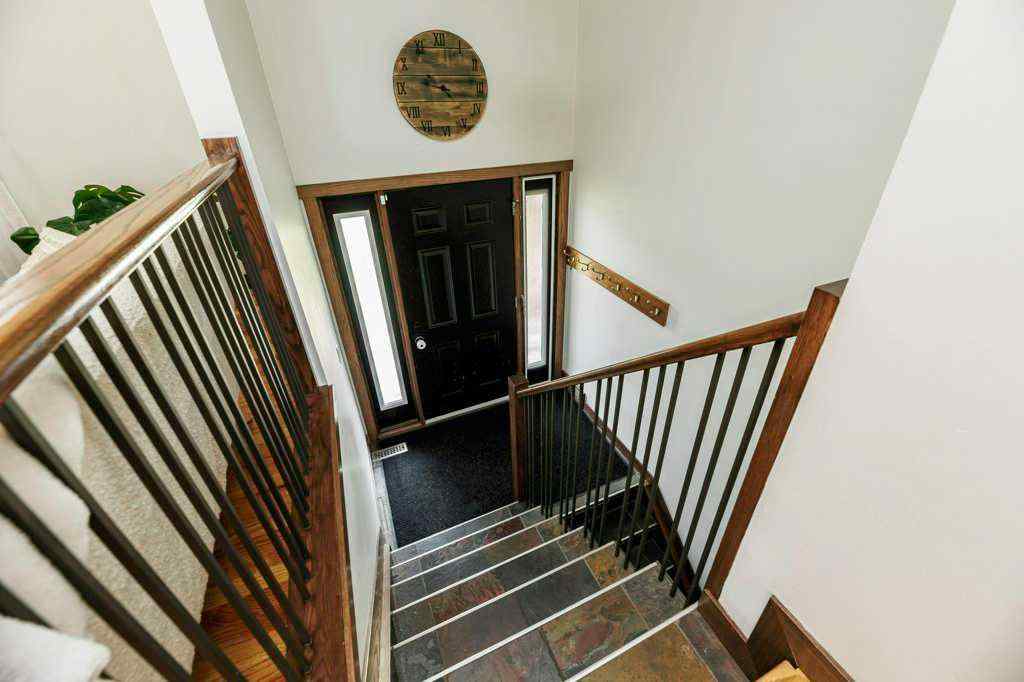 MLS® A2239231 - 3528 44A Avenue  in Mountview Red Deer, Residential