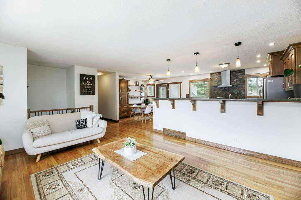 MLS® A2239231 - 3528 44A Avenue  in Mountview Red Deer, Residential