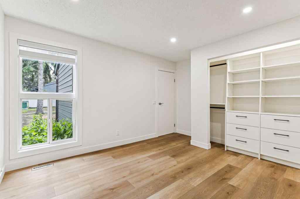 MLS® A2239262 - Unit #1101 2520 Palliser Drive SW in Oakridge Calgary, Residential