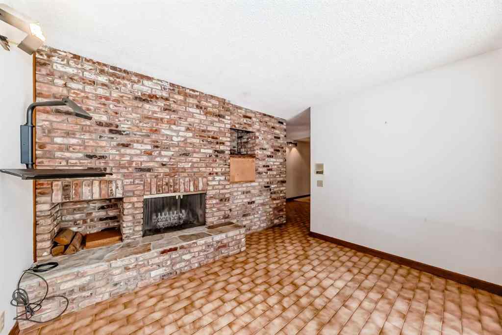 MLS® A2239269 - 5512 Buckboard Road NW in Dalhousie Calgary, Residential