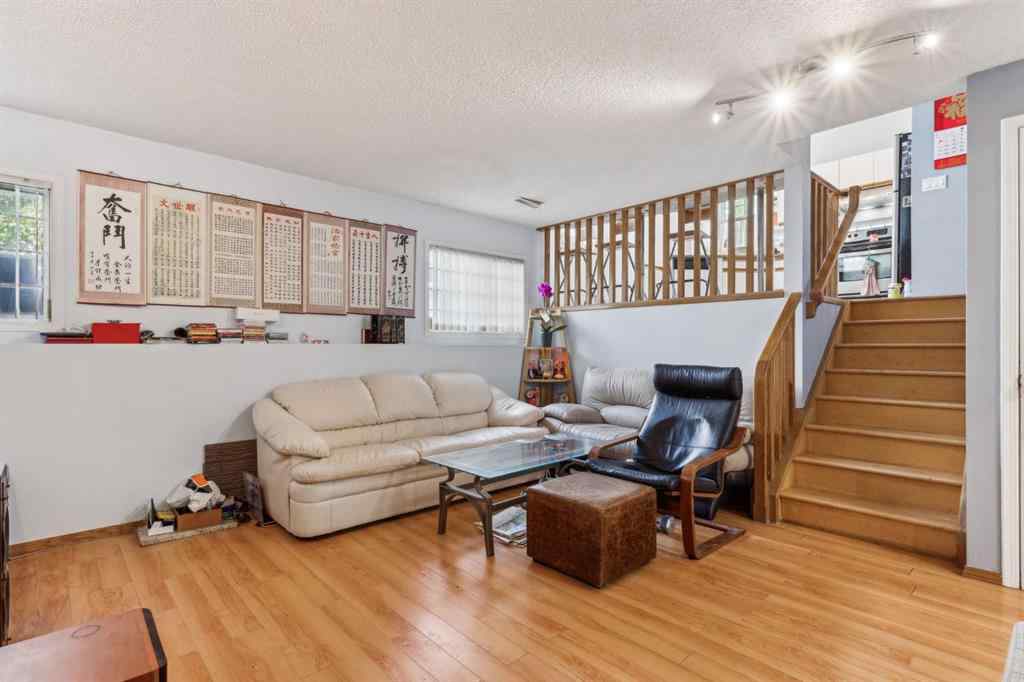 MLS® A2239270 - 894 Applewood Drive SE in Applewood Park Calgary, Residential