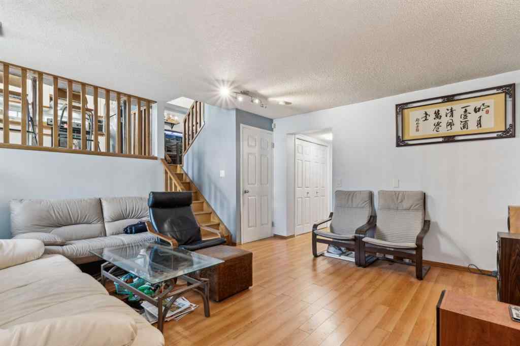MLS® A2239270 - 894 Applewood Drive SE in Applewood Park Calgary, Residential