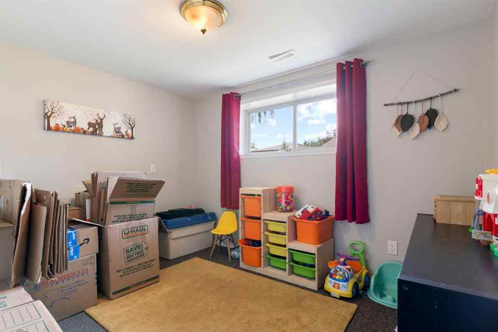 MLS® A2239277 - 60 Dover Meadow Close SE in Dover Calgary, Residential