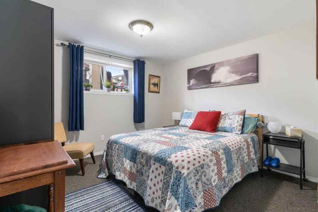 MLS® A2239277 - 60 Dover Meadow Close SE in Dover Calgary, Residential