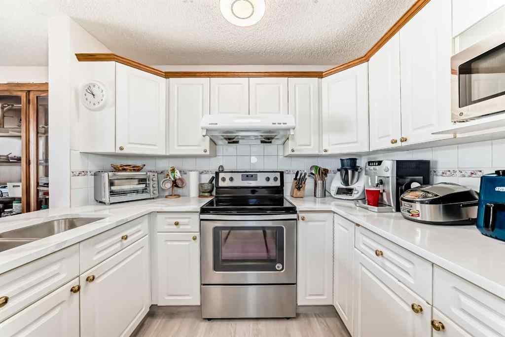 MLS® A2239282 - 23 Hidden Ranch Road NW in Hidden Valley Calgary, Residential