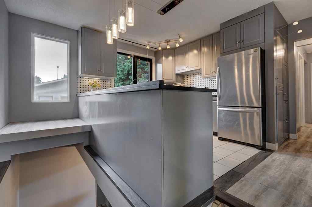 MLS® A2239288 - 3228 31A Avenue SE in Dover Calgary, Residential