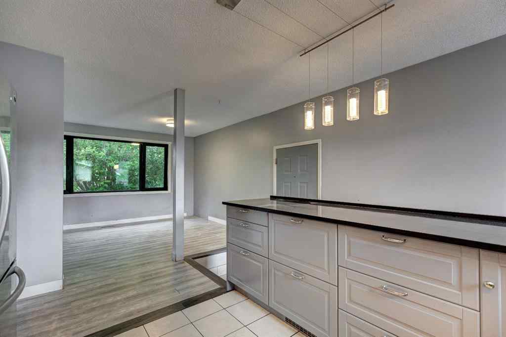 MLS® A2239288 - 3228 31A Avenue SE in Dover Calgary, Residential