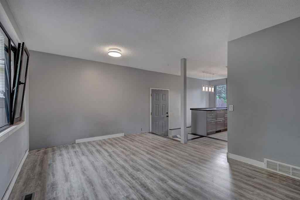 MLS® A2239288 - 3228 31A Avenue SE in Dover Calgary, Residential