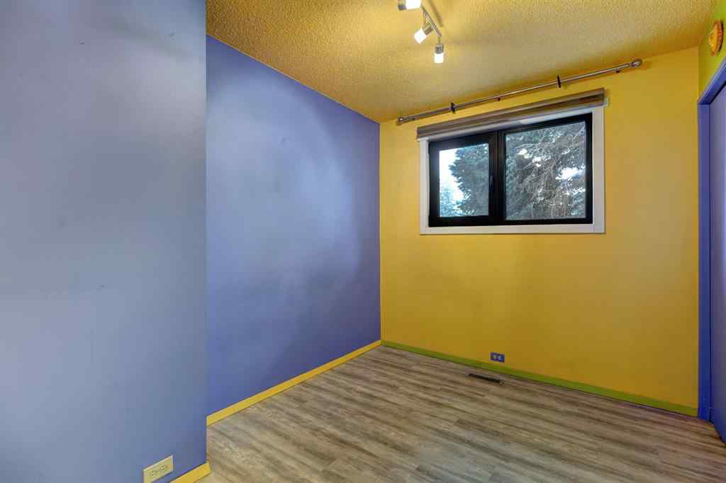 MLS® A2239288 - 3228 31A Avenue SE in Dover Calgary, Residential