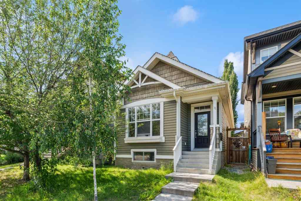 MLS® A2239289 - 22 Auburn Bay View SE in Auburn Bay Calgary, Residential