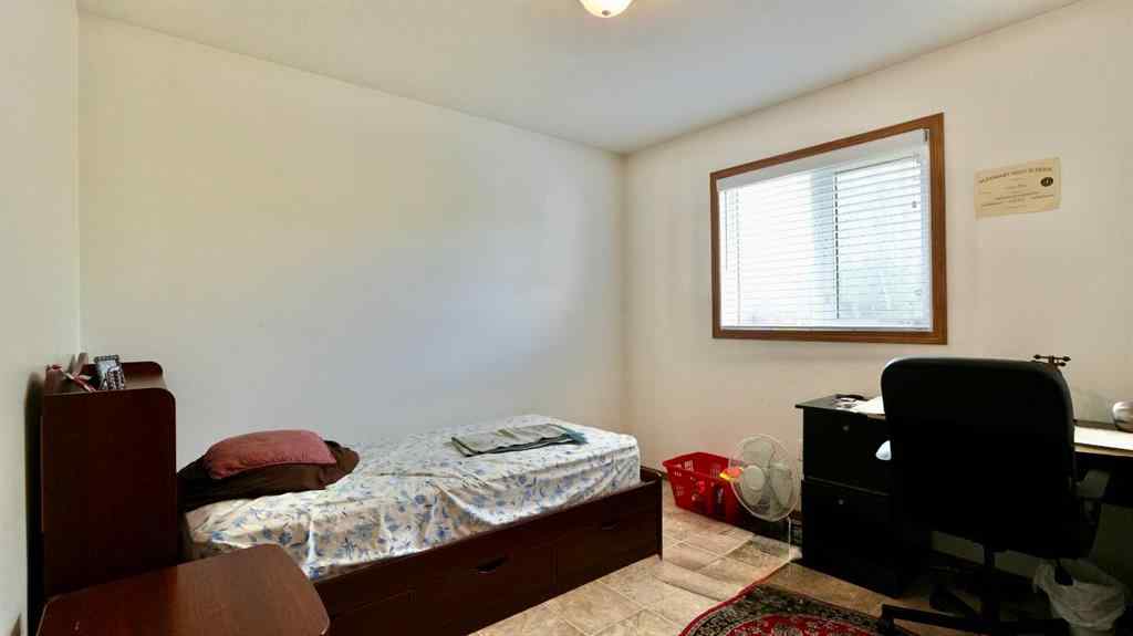 MLS® A2239292 - 10302 83 Street  in Saddleback Ridge Peace River, Residential