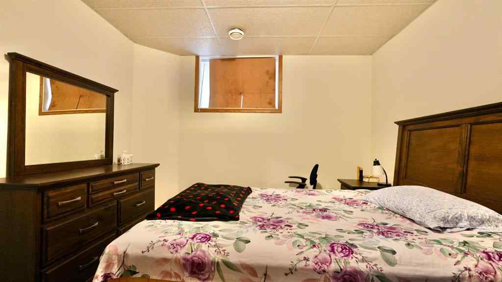 MLS® A2239292 - 10302 83 Street  in Saddleback Ridge Peace River, Residential