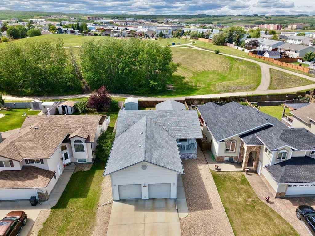 MLS® A2239292 - 10302 83 Street  in Saddleback Ridge Peace River, Residential