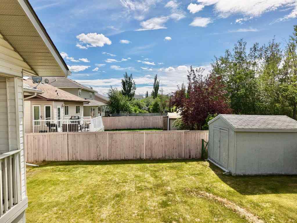 MLS® A2239292 - 10302 83 Street  in Saddleback Ridge Peace River, Residential