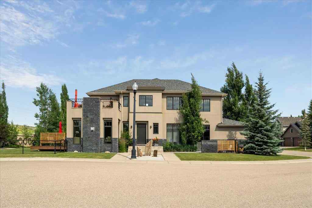MLS® A2239311 - 374 Discovery Ridge Way SW in Discovery Ridge Calgary, Residential