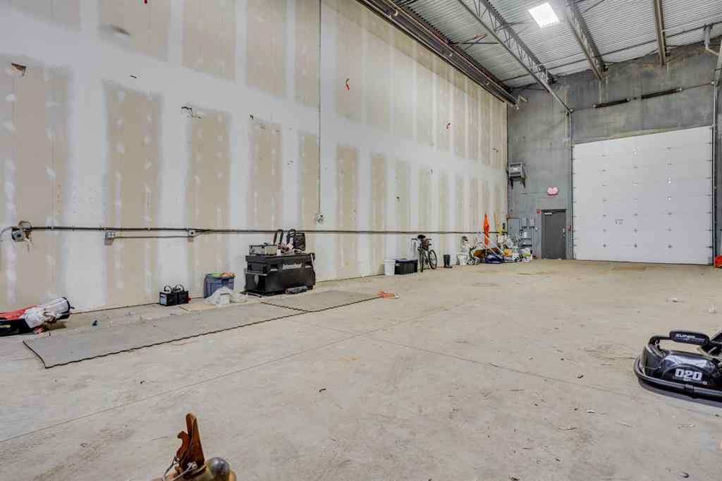 MLS® A2239319 - Unit #104 400 Mackenzie Boulevard  in Gregoire Commercial Park Fort McMurray, Commercial